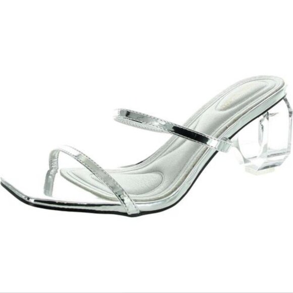 NIB AZALEA WANG Silver Gemelli Chunky Heel Sandals Size 8 - Picture 1 of 9